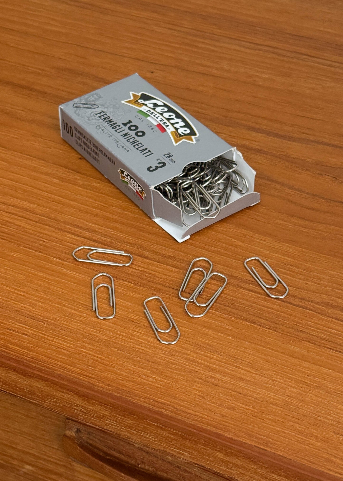 Leone Dell'Era Nickel Plated Paper Clips