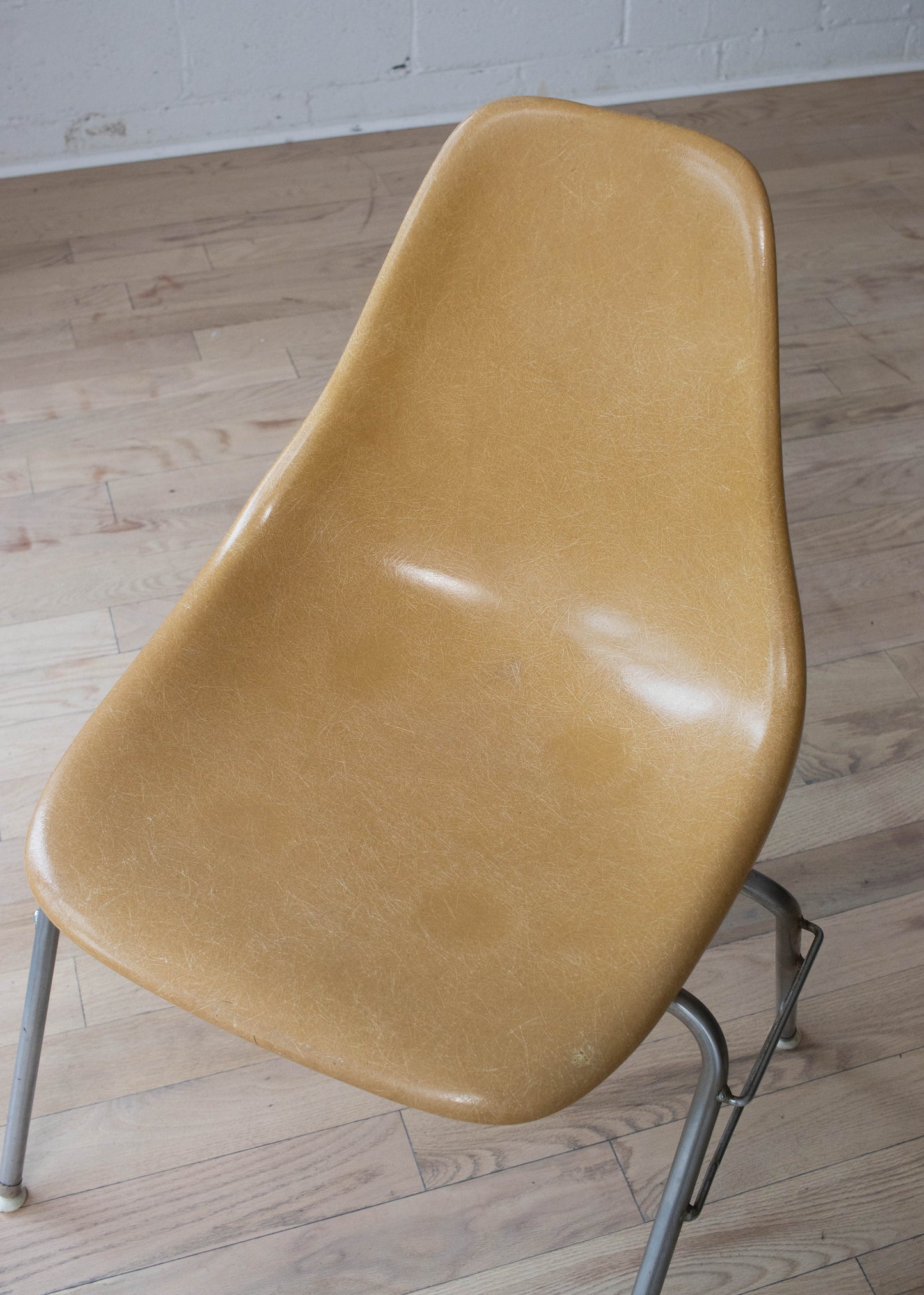 Vintage 1970s/1980s CSC Fiberglass Stacking Chair