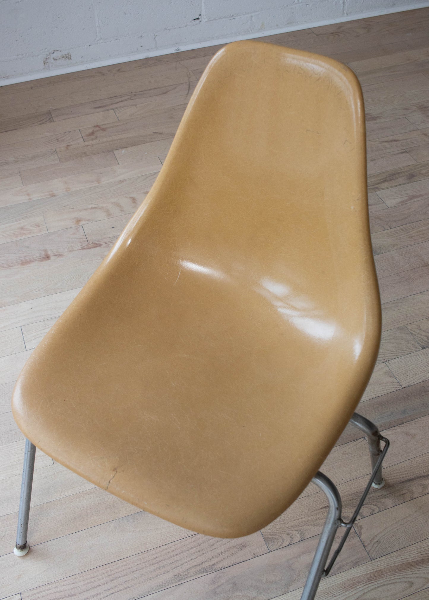 Vintage 1970s/1980s CSC Fiberglass Stacking Chair