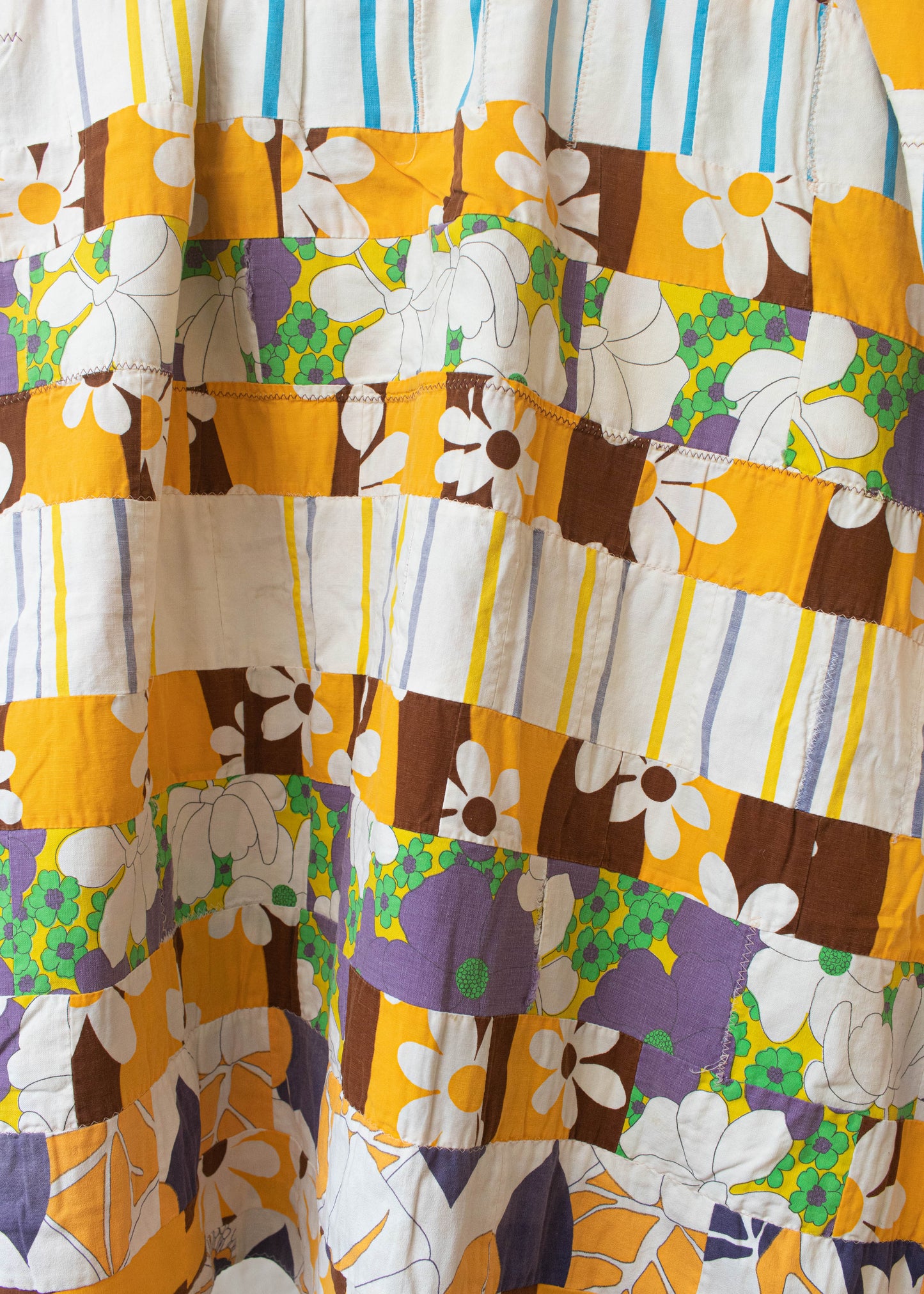 Vintage Floral Pattern Quilt Blanket Size Twin