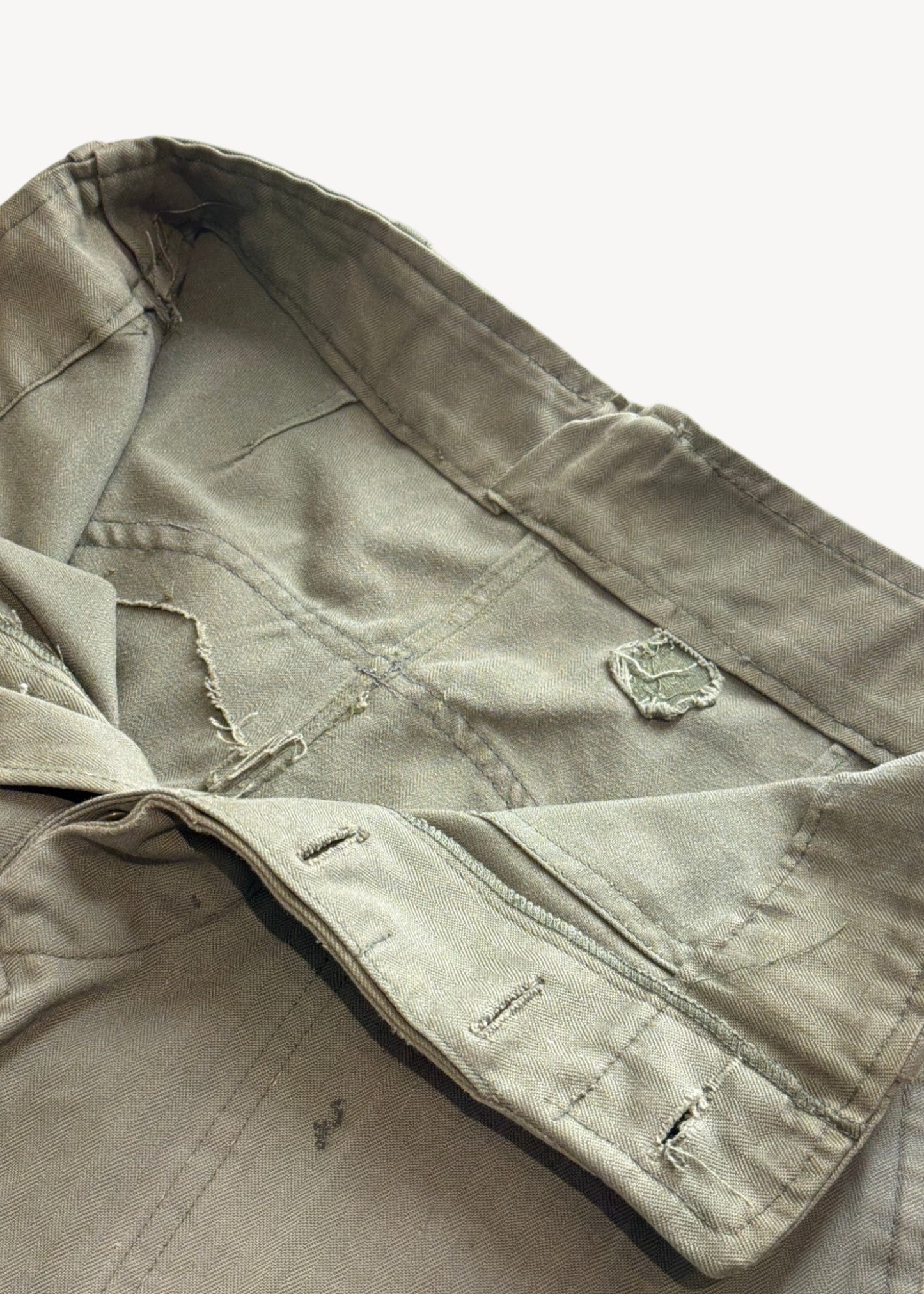 Vintage 1980s Herringbone Twill Military Shorts Size Women's 28 / Men's 30