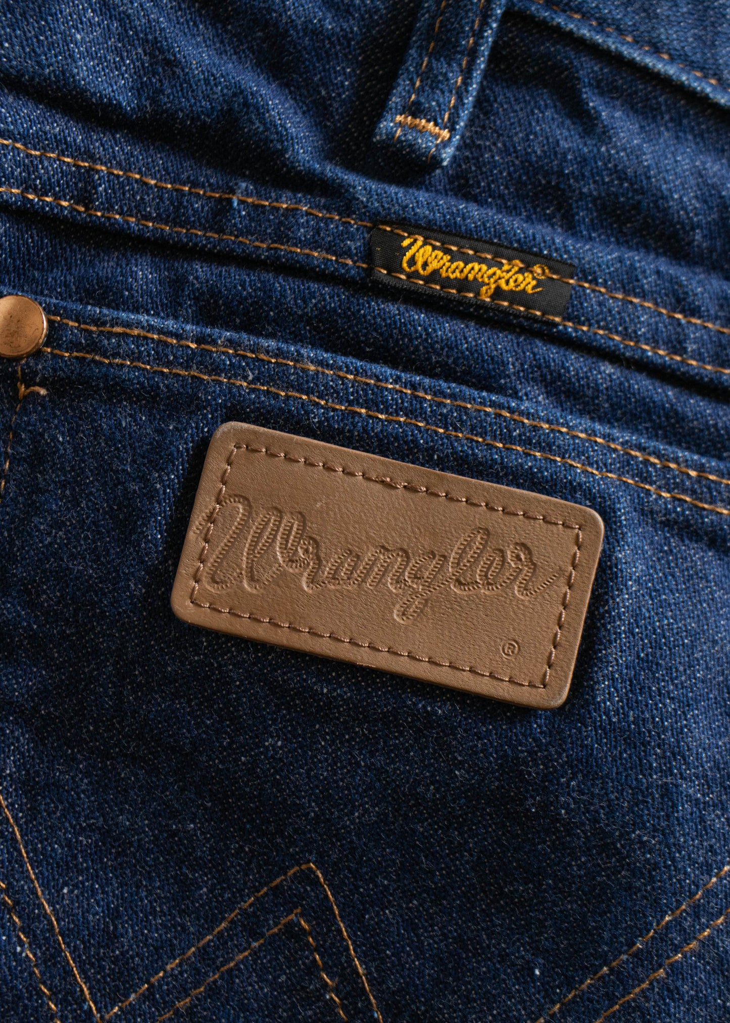 1980s Wrangler Darkwash Jeans Size Women's 27 Men's 30