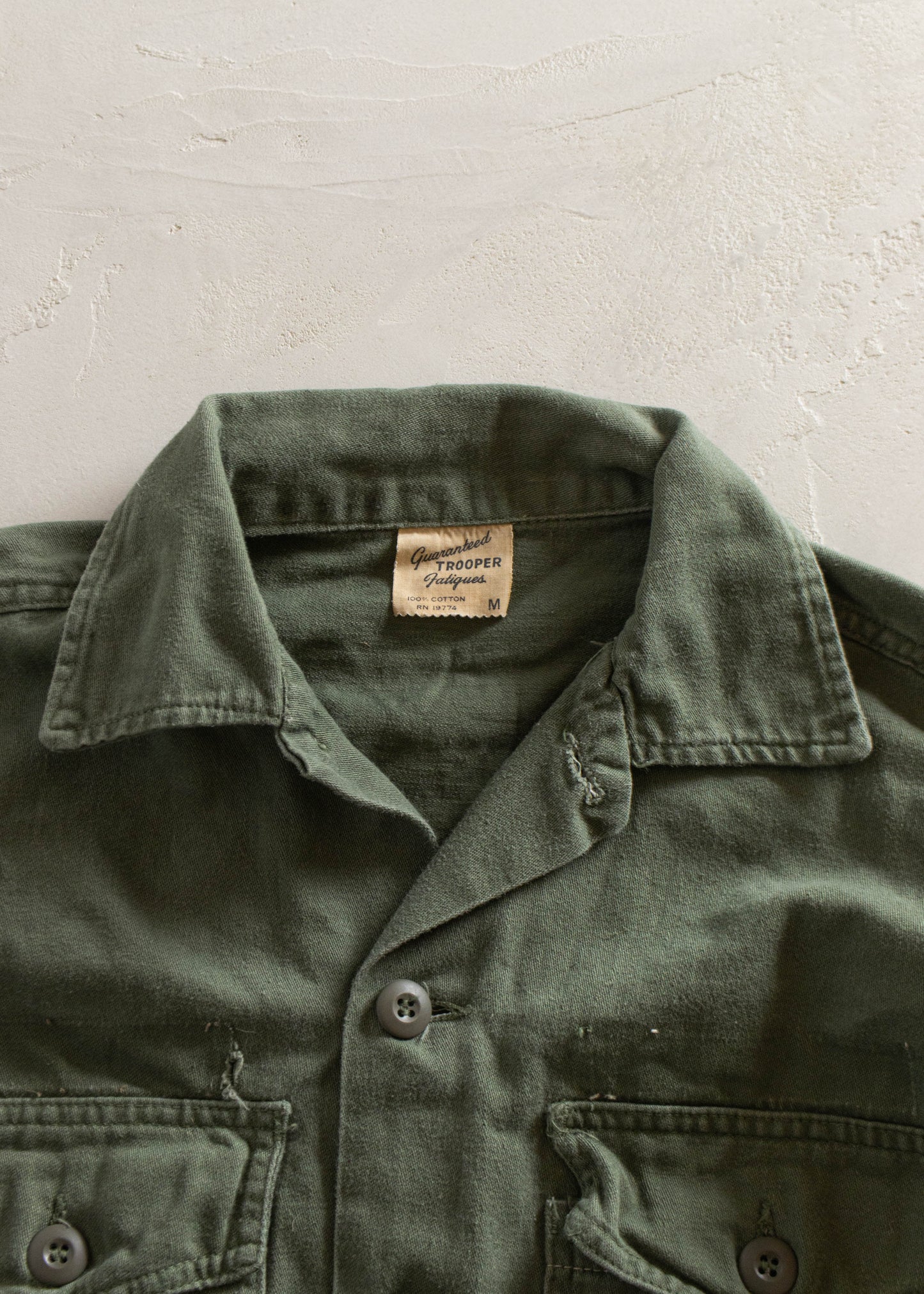 1970s Guarenteed Trooper Fatigues OG 107 Type lll Fatigue Shirt Size S/M
