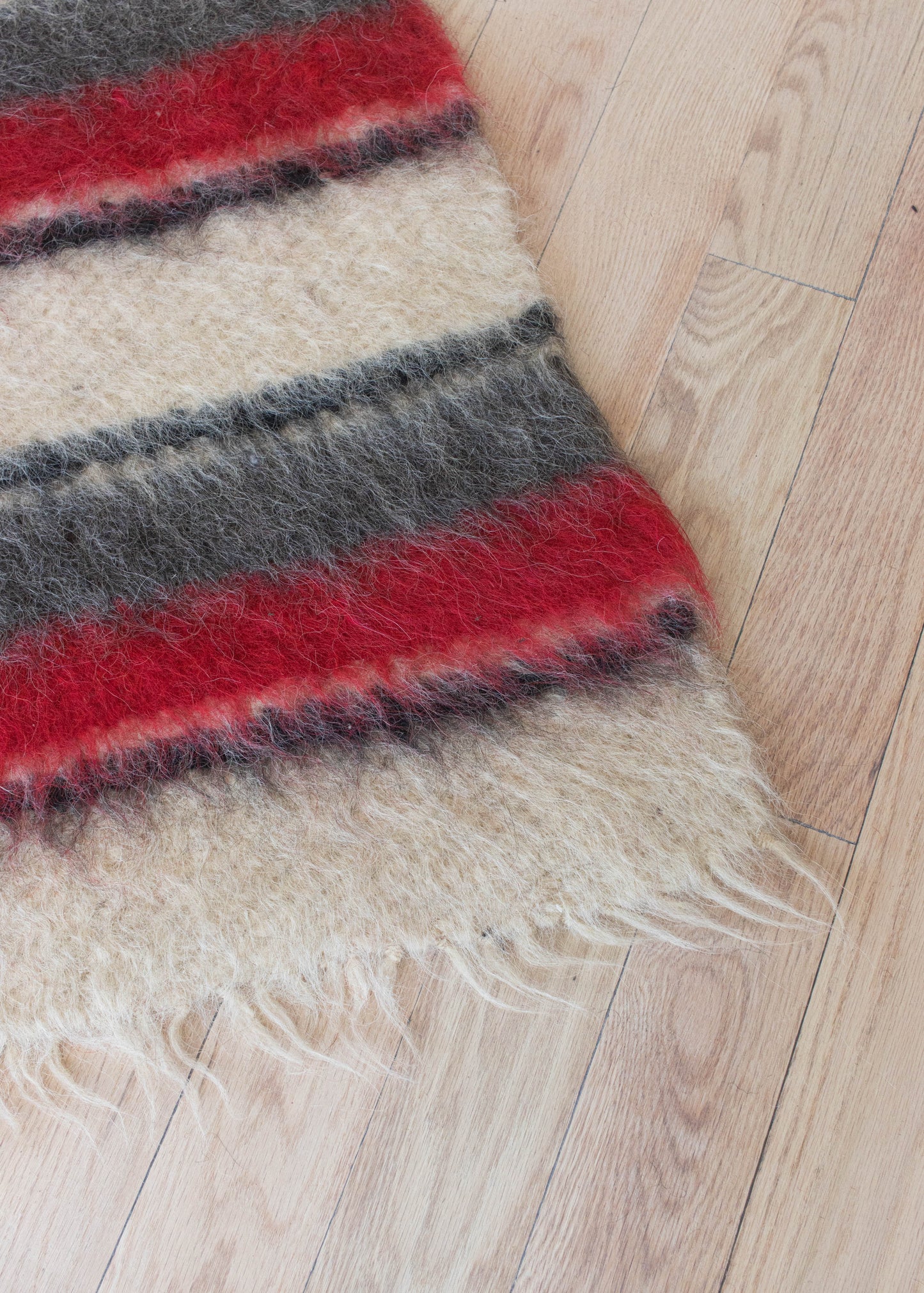 Vintage Stripe Pattern Wool Area Rug