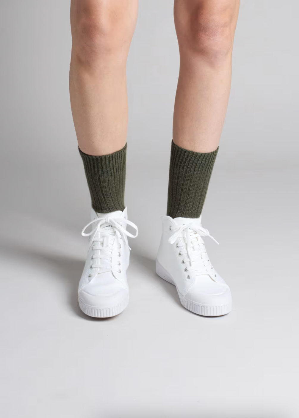 Spring Court Unisex B2 High-Top Canvas - White