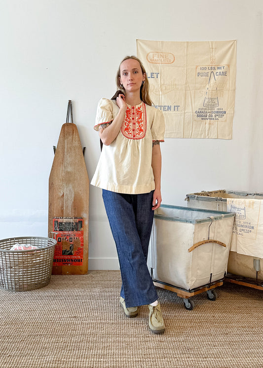 1970s JC Penney Embroidered Short Sleeve Blouse Size 2XS/XS