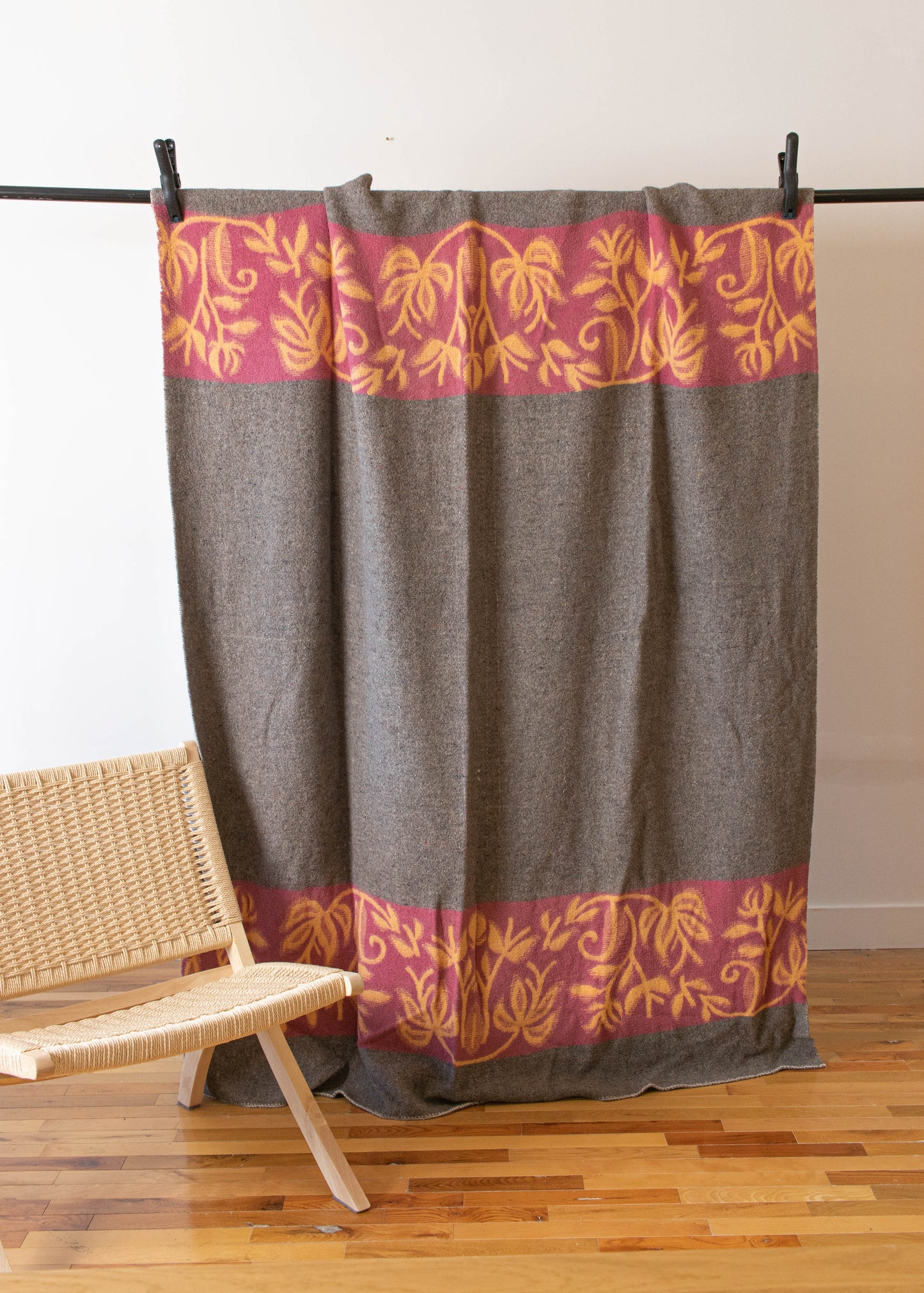 1970s Floral Pattern Wool Throw Blanket