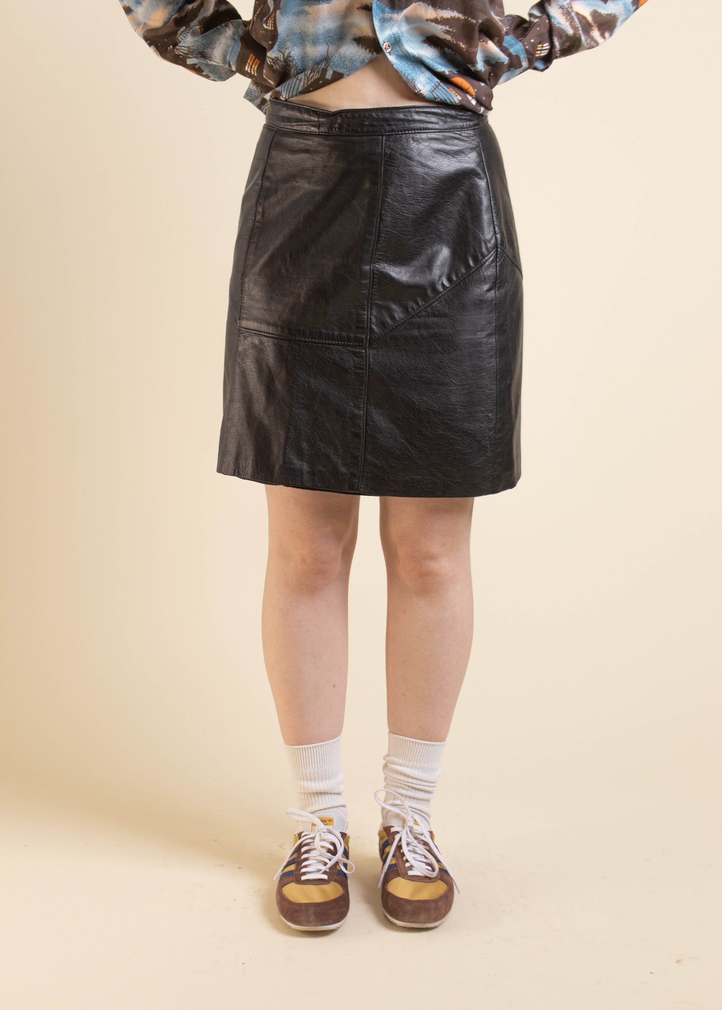 1990s Dimitri Leather Mini Skirt Size Women's 27 Men's 30