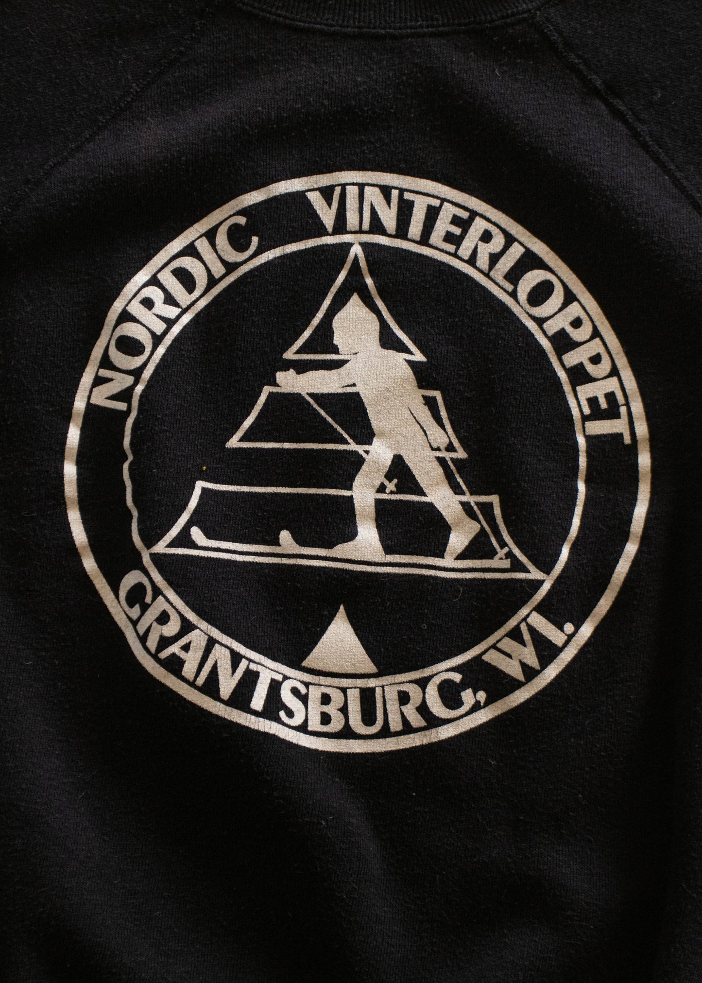 1980s Grantsburg Wisconsin Souvenir Raglan Sweatshirt Size S/M