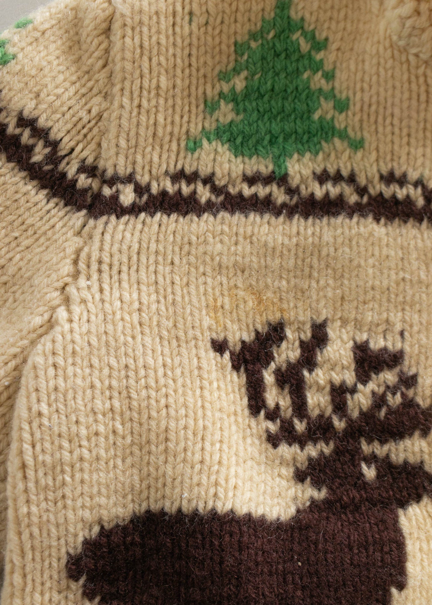1980s Deer Pattern Cowichan Style Wool Cardigan Size XS/S