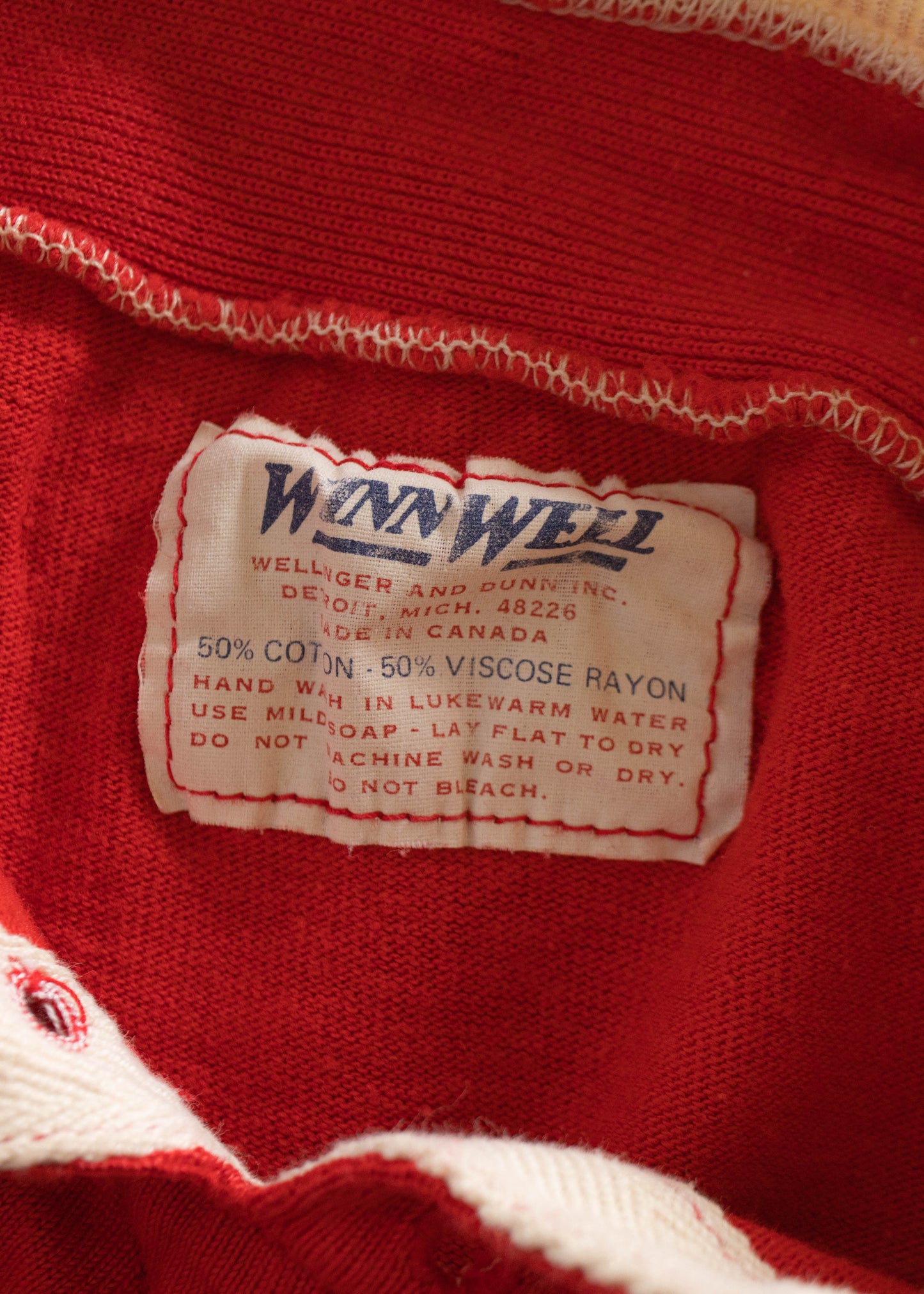 1980s Winnwell Long Sleeve Sport Jersey Size S/M