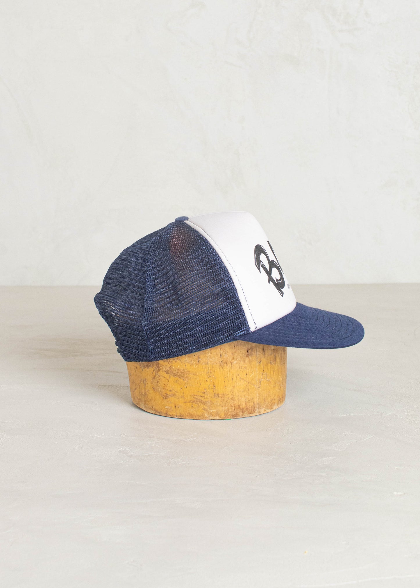 1980s San-Sun Bob's Bar Wisconsin Trucker Hat