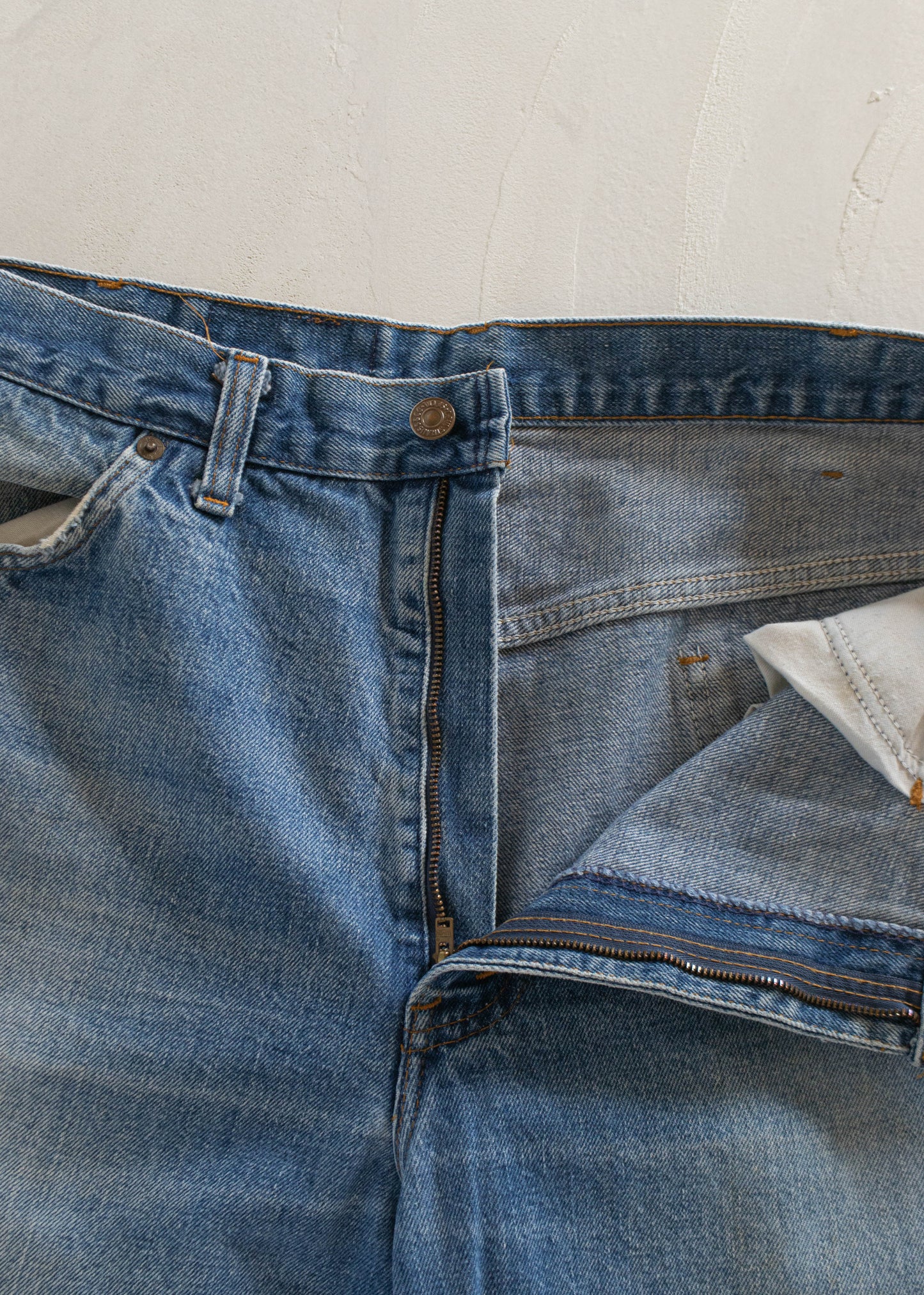 1980s Levi's Orange Tab Midwash Jeans Size Women's 32 Men's 34