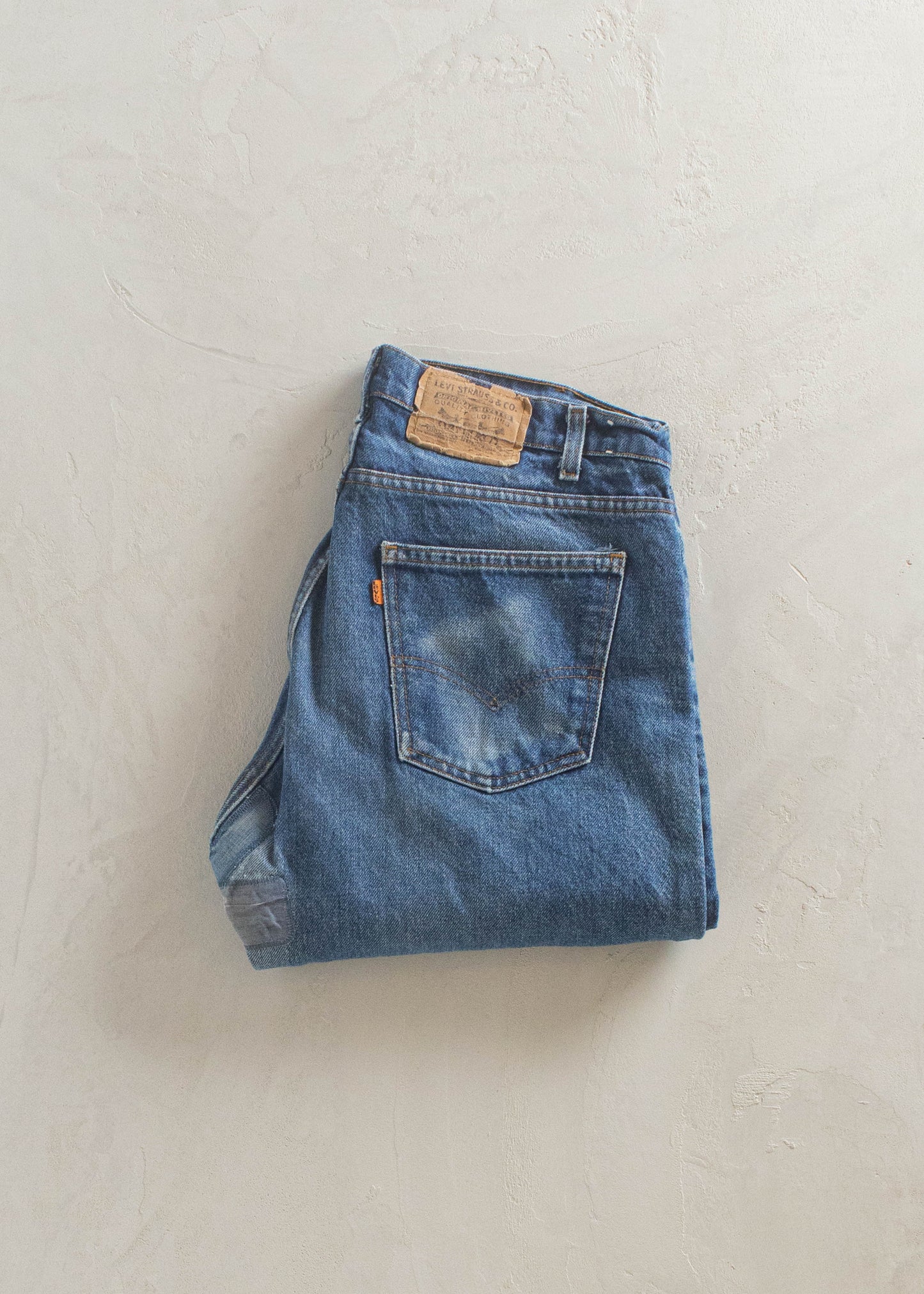 1980s Levi's 505 Orange Tab Darkwash Jeans Size Women's 32 Men's 34