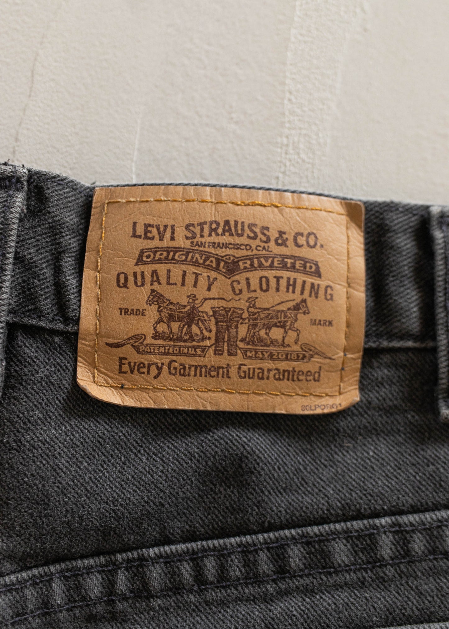 1980s Levi's Orange Tab Black Jeans Size Women's 33 Men's 36