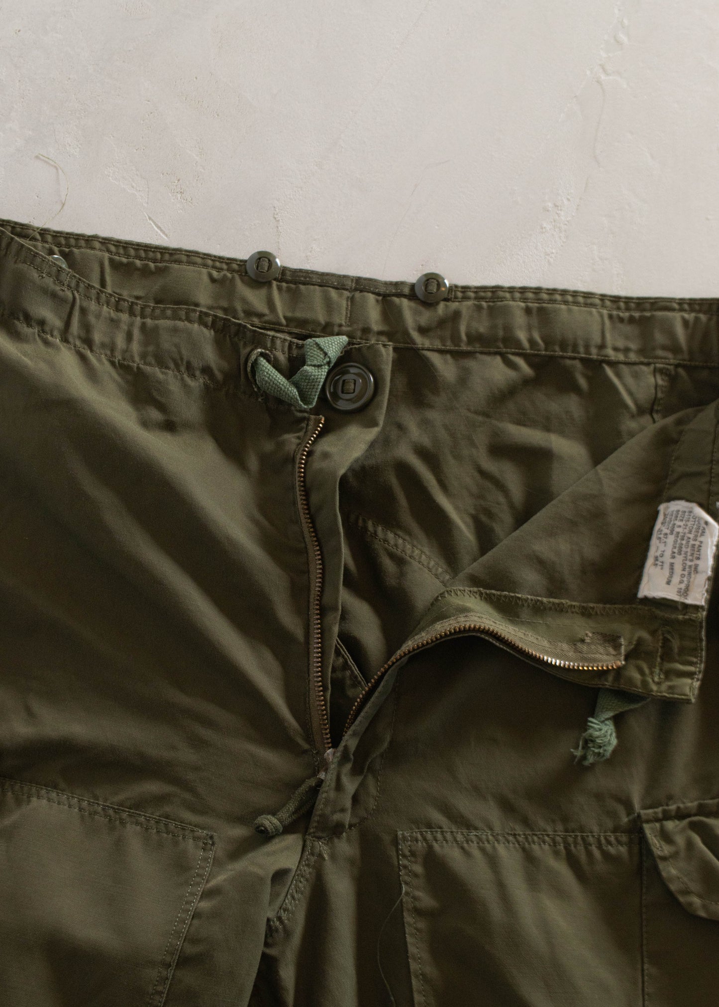 1970s Military Wind Cargo Pants Size L/XL