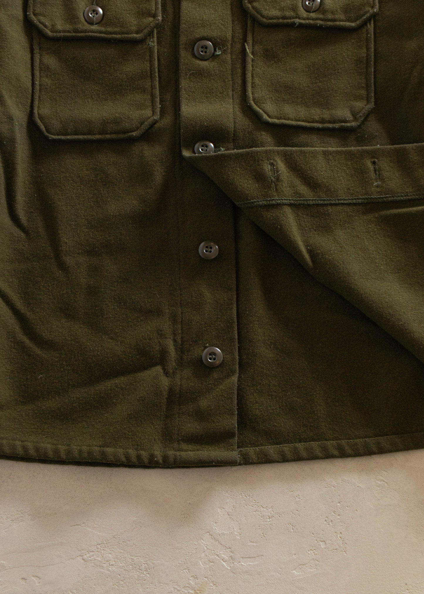 1980s Military OG 108 Wool Button Up Shirt Size M/L